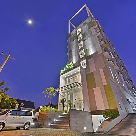 Whiz Hotel Pemuda סמאראנג מראה חיצוני תמונה